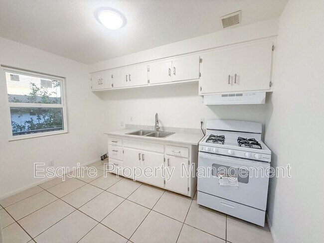 Photo - 311 A St Unit #2