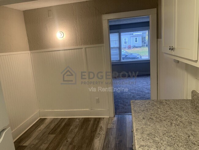 Photo - 99 Houston Ave Unidad 2