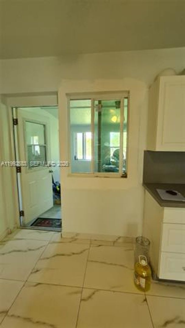 Photo - 6130 SW 64th Ave