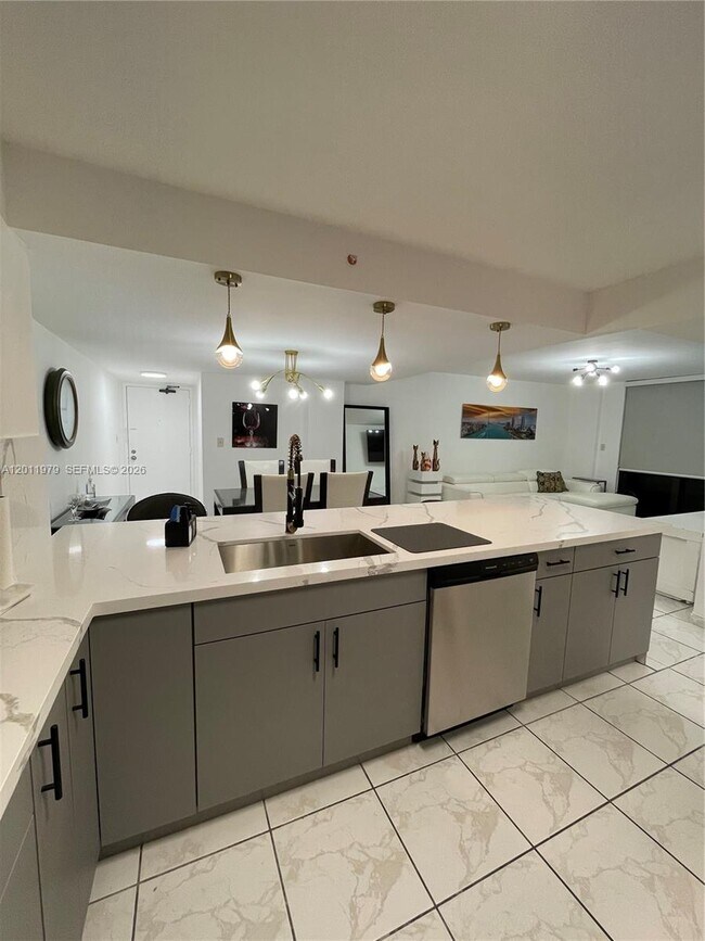 Photo - 1621 Collins Ave Unidad 707