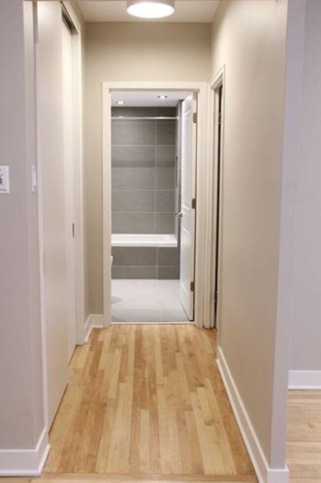 Photo - 3495 Rue de la Montagne Unit 607