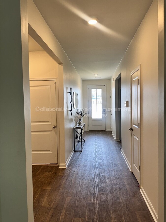 Photo - 117 Wedge Cir