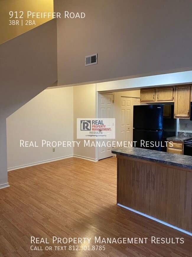 Photo - 912 Pfeiffer Rd