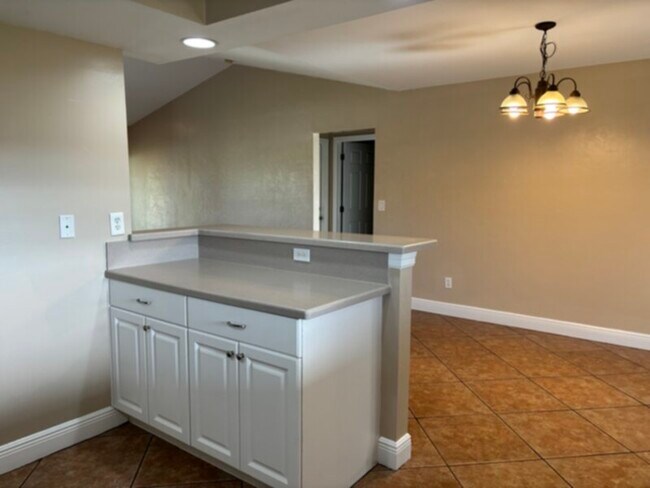 Photo - BEAUTIFUL 3 Bedroom 2 bath Move-In Ready!