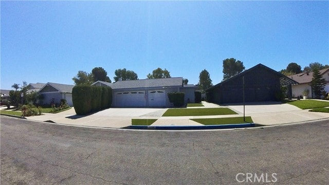 Building Photo - 1118 W Curie Ave Rental