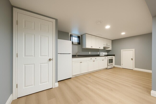 Photo - 73 Pearce Ave