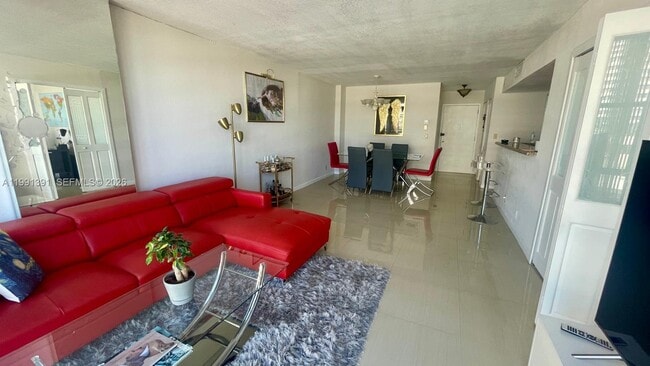 Photo - 2017 S Ocean Dr Unidad 405W