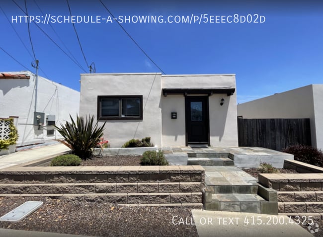 Building Photo - 906 W Franklin St Rental