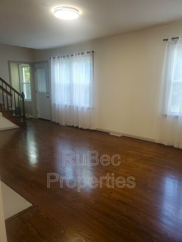 Photo - 3405 Erinbrook Ln