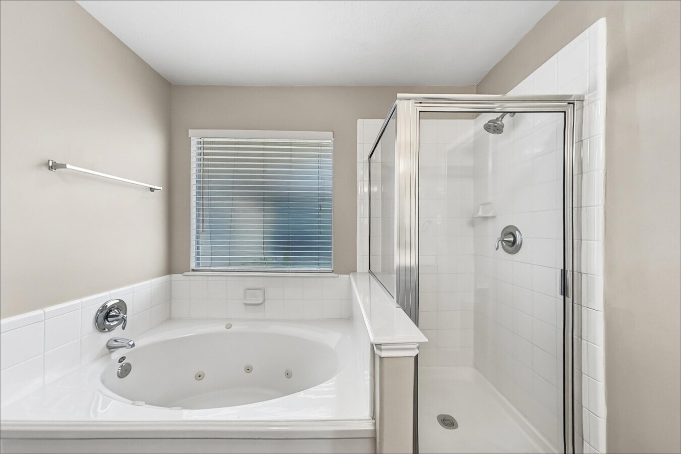 Photo - 15822 Parmley Creek Ct