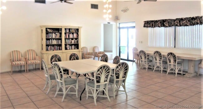450 Egret Cir Unit 9510