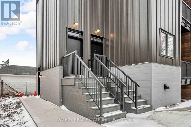 Photo - 7B - 600 SECOND STREET E Unité 7B