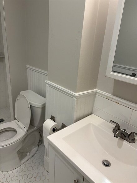 Photo - 211 Beacon St Unit 2R