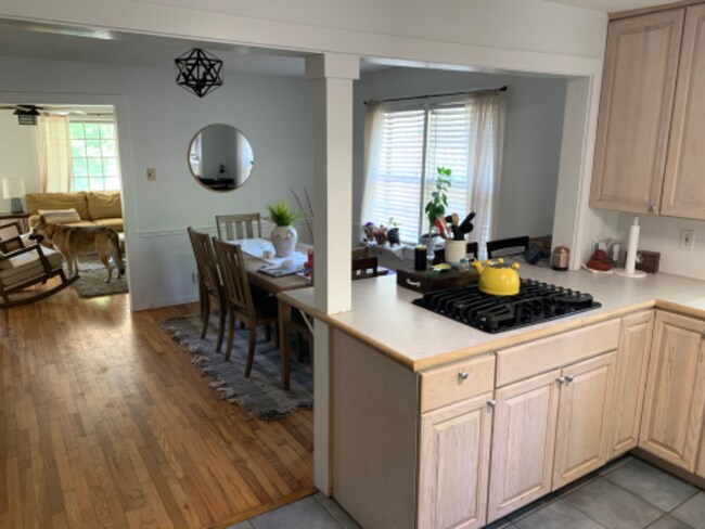 Photo - 798 N Royal Ave