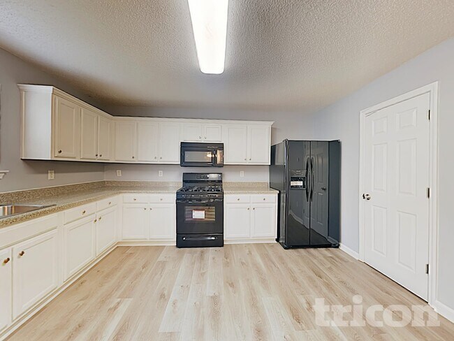 Photo - 5950 Waggoner Ct