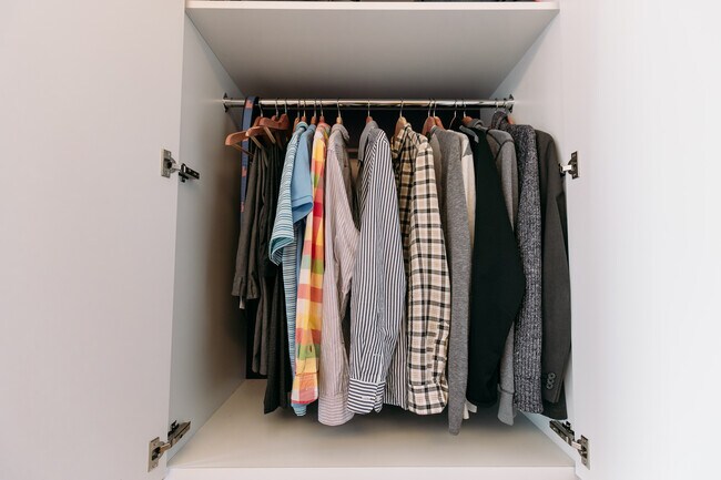 Photo - 2221 S Clark St