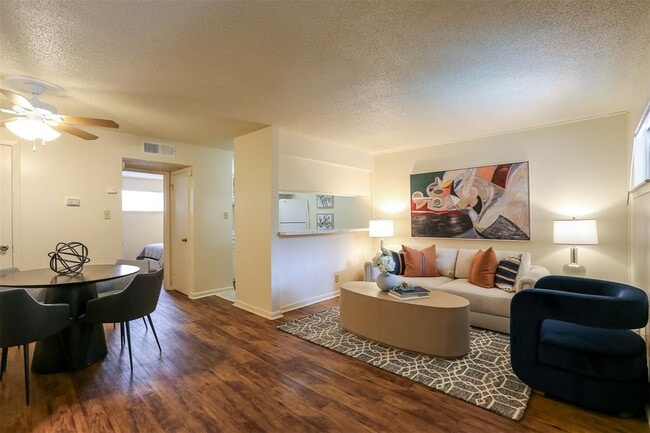 Building Photo - 4553 Guadalupe St Unit 1B