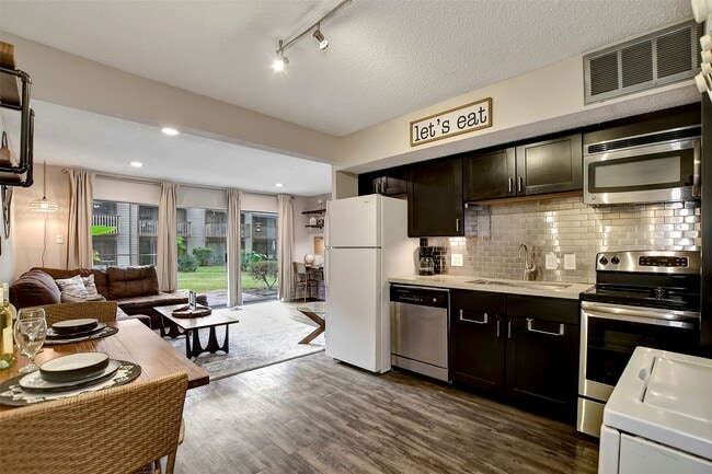 Building Photo - 12900 Walden Rd Unit 407D