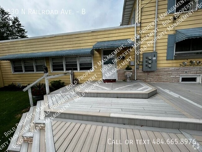 Building Photo - 130 N Railroad St Unit B Rental