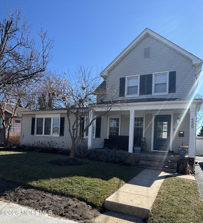 Building Photo - 555 Ocean Rd