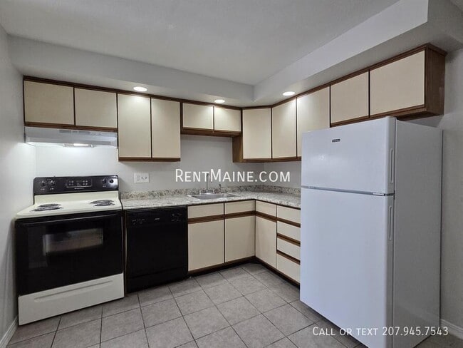 Photo - 20 Tall Pines Dr Unit 9