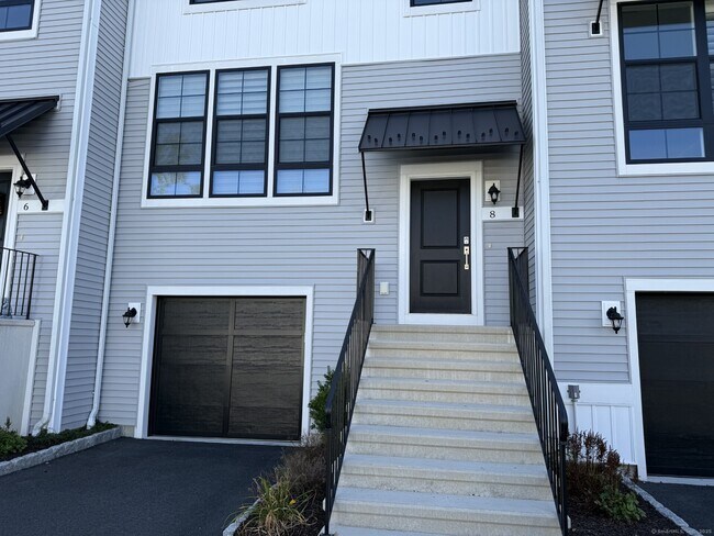 Photo - 8 Brentwood Cir Unit 8