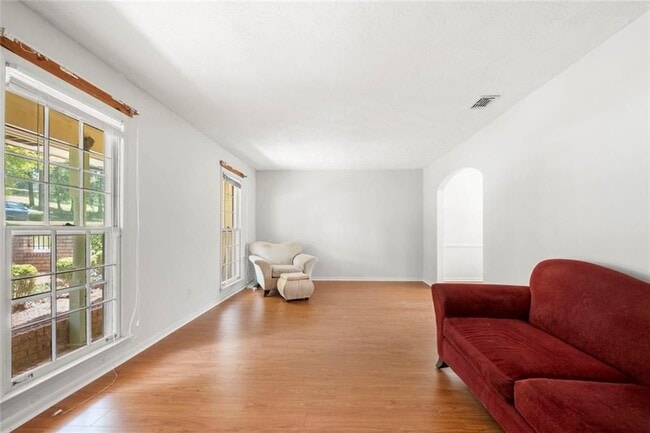 Photo - 4000 Pinehurst Pl