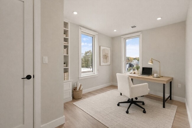 Photo - 211 Green St Unidad 202