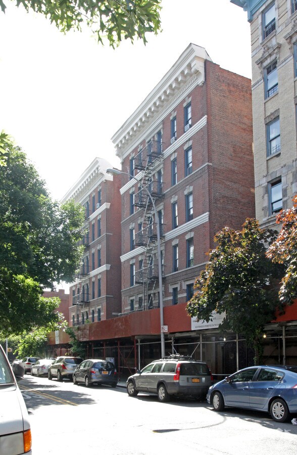 Photo - St. James Court