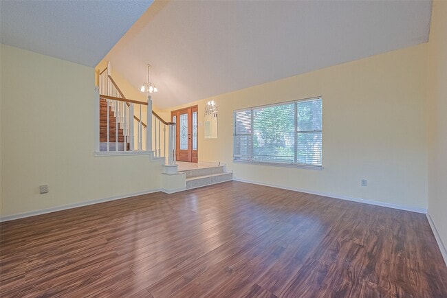 Photo - 5127 Smokey River Dr