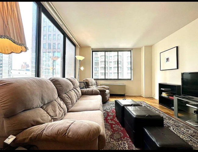 Photo - 62 W 62nd St Rental