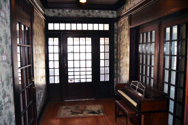 Photo - 2217 Belmont Blvd Unidad 1A