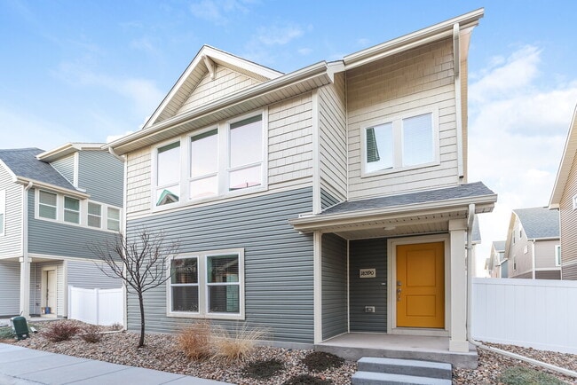 Building Photo - 18590 E 47th Pl
