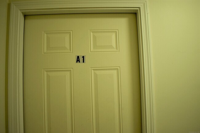 Photo - 63 Glade St Unit A1