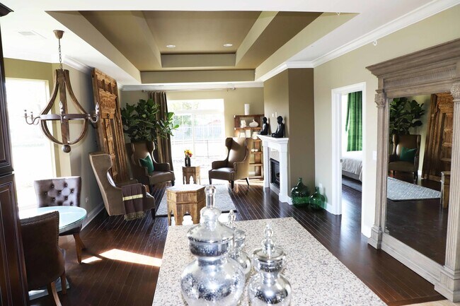 Photo - 757 Verandah Dr