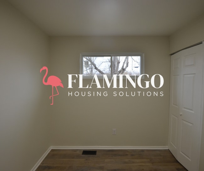 Photo - 5122 Hackett Dr