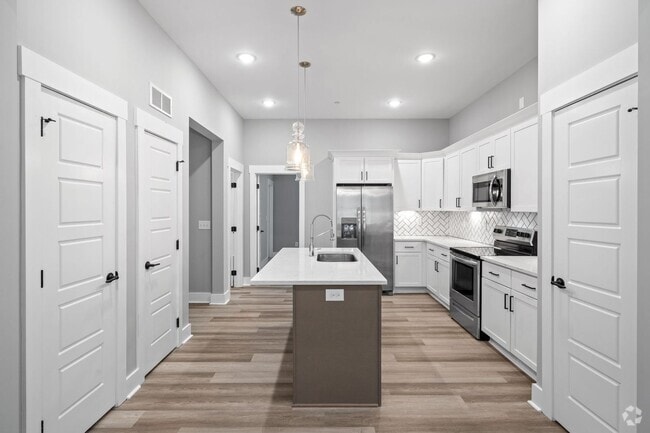 Building Photo - Gorgeous 3 Story 4 Bedroom Pet Friendly Ho... Rental