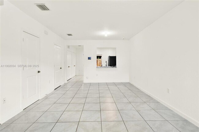 Photo - 496 NE 4th Terrace