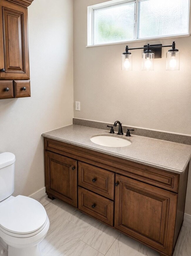 Photo - 4556 Beechnut Way