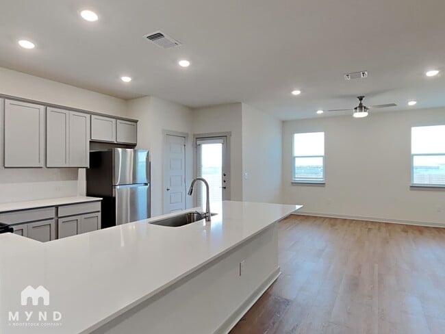 Photo - 10713 Fulton Ave