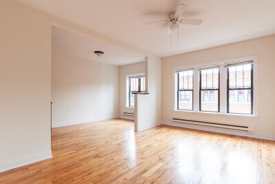 Photo - 640 W Cornelia Ave