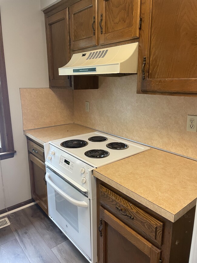 Photo - 9131 E 85th Pl