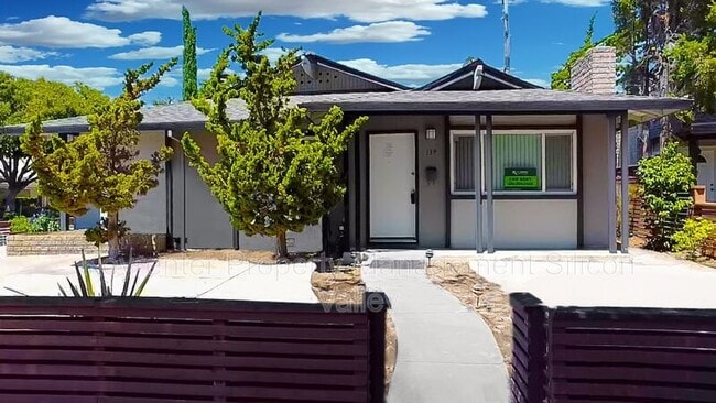 Building Photo - 139 Locksunart Way Rental