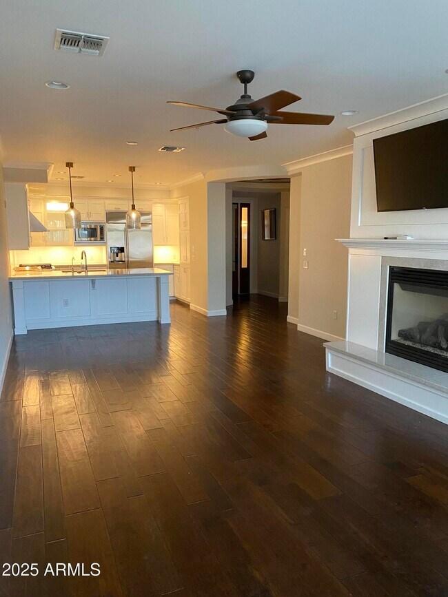 Photo - 4909 N Woodmere Fairway Unit 1009