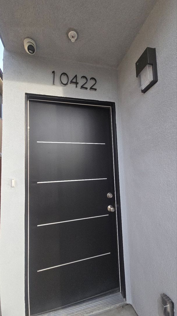 Photo - Graham(10422) Unit Graham(10422)