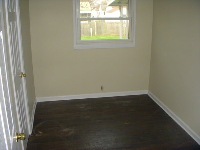 Photo - **REMODELED 2-BEDROOM HOUSE!**
