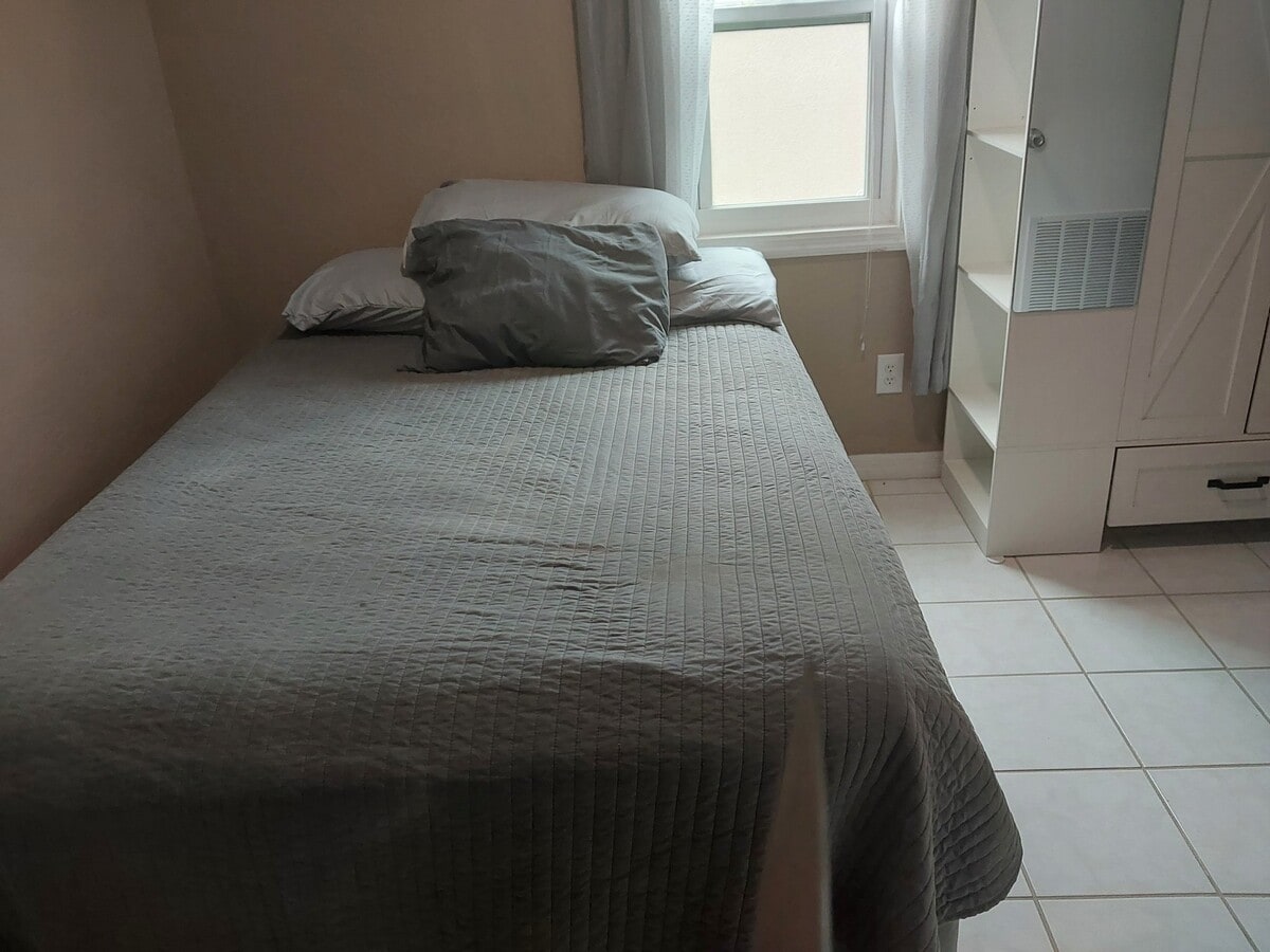 Photo - 392 Nettles Blvd