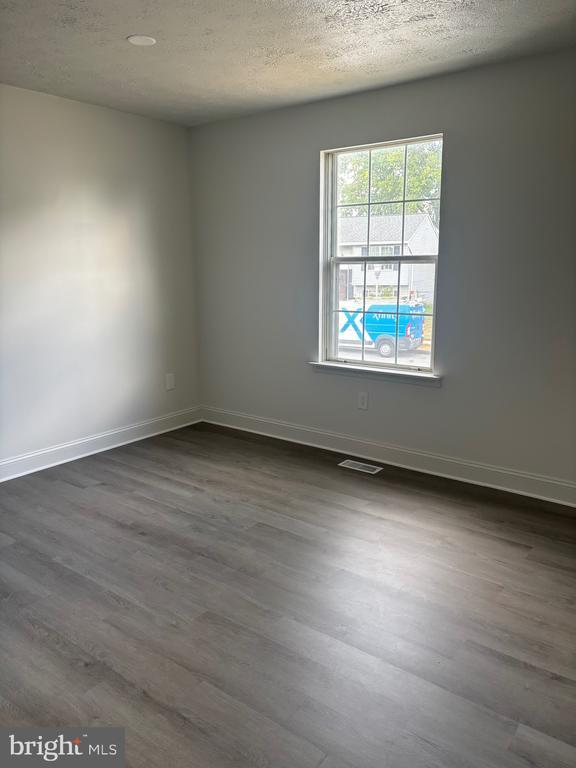 Photo - 838 Insley Cir
