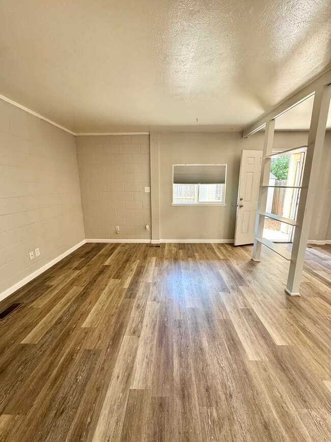 Photo - 12FAI361 Unit 363