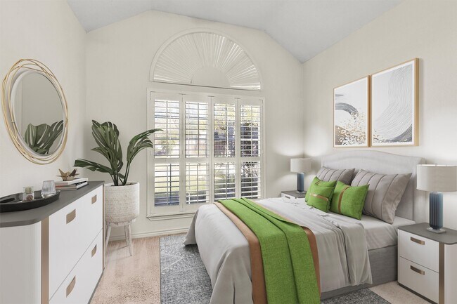 Photo - 147 April Waters Dr W